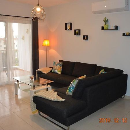 Luxury Apartment Пафос Экстерьер фото
