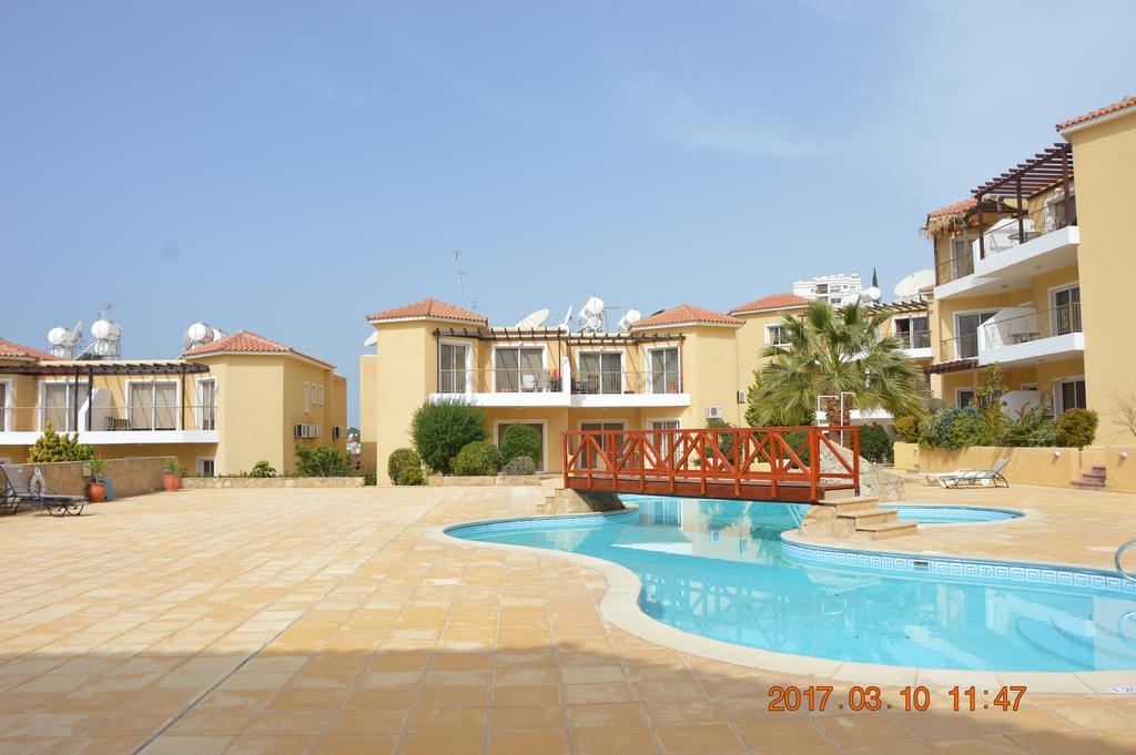 Luxury Apartment Пафос Экстерьер фото