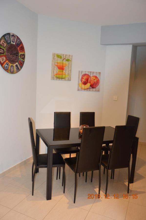 Luxury Apartment Пафос Экстерьер фото