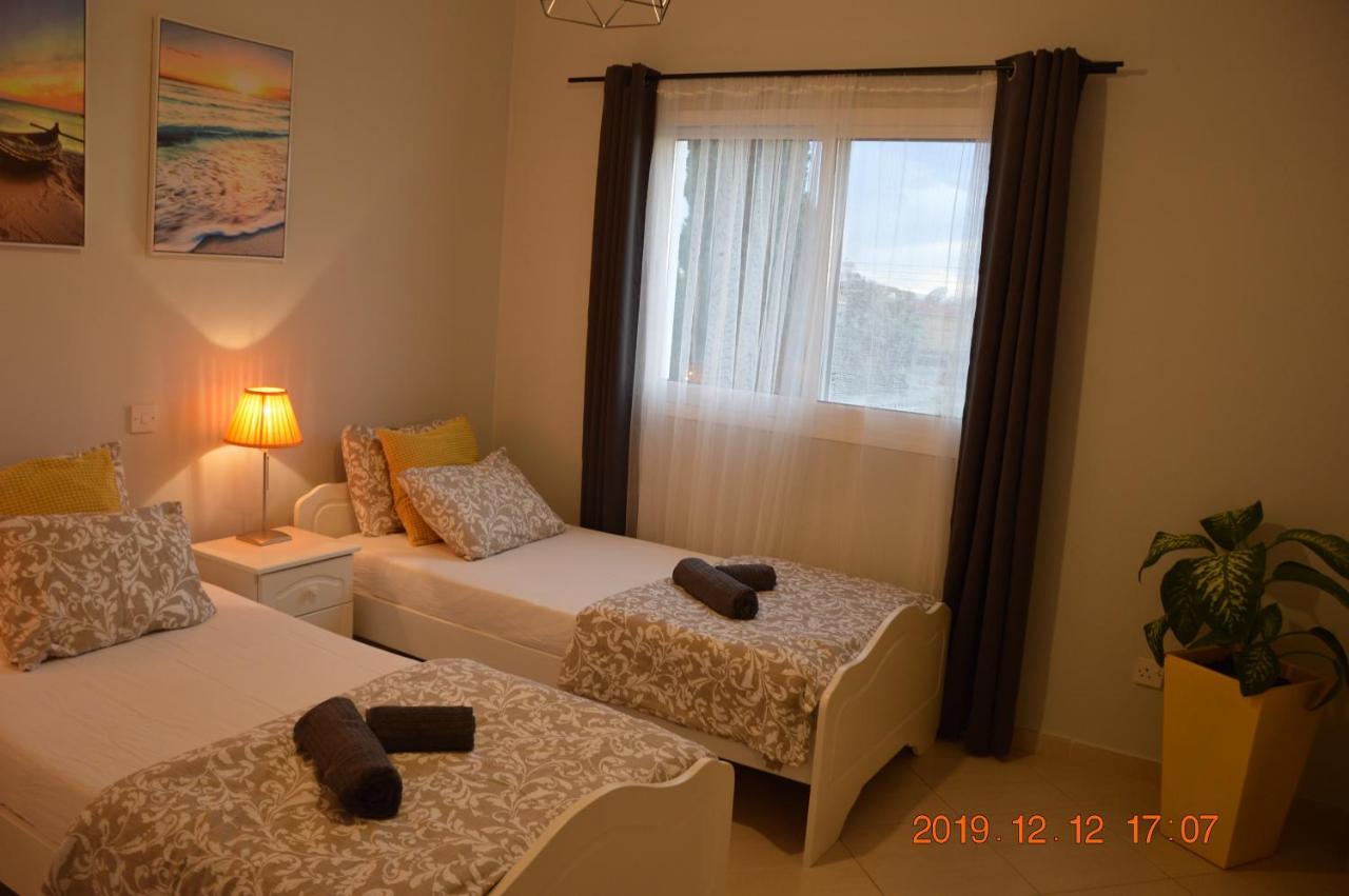 Luxury Apartment Пафос Экстерьер фото